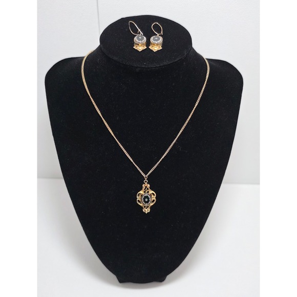 1928 Jewelry Company Jewelry - 1928 Jewelry Vintage Victorian Inspired Black Cabochon Necklace Earrings Set